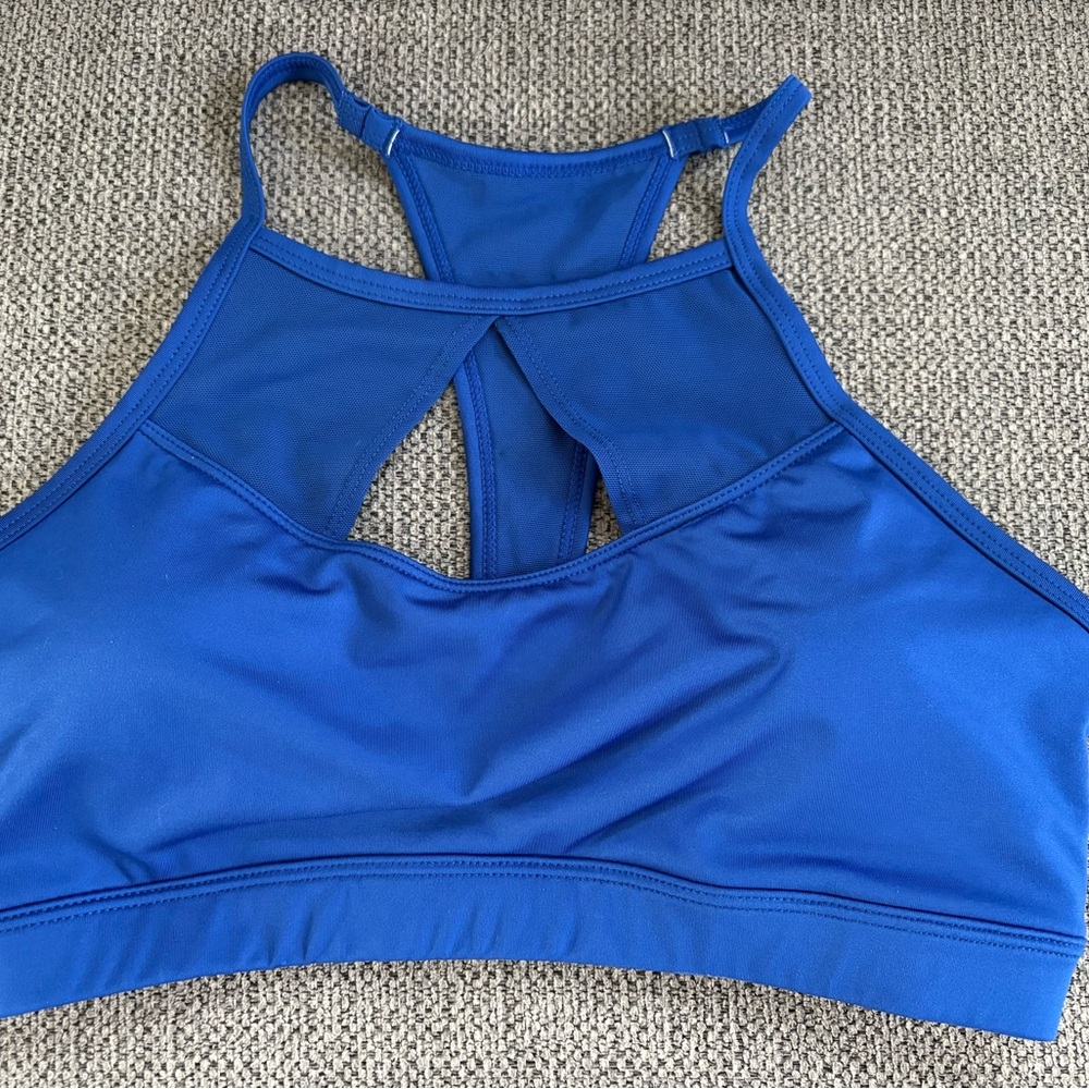 Marika Women’s Sports Bra